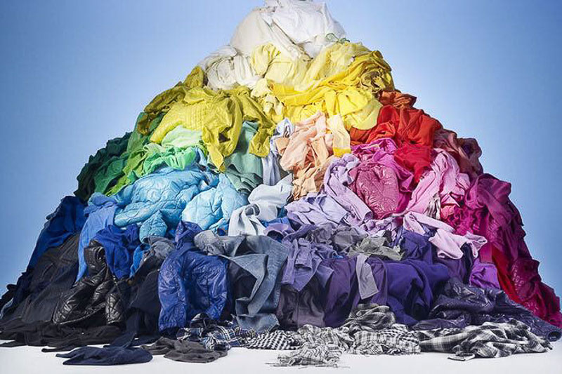 3 Ways to Stop Contributing to Fashion Waste